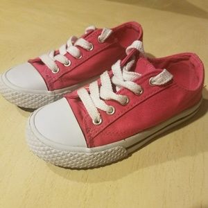 Airwalk converse style kids